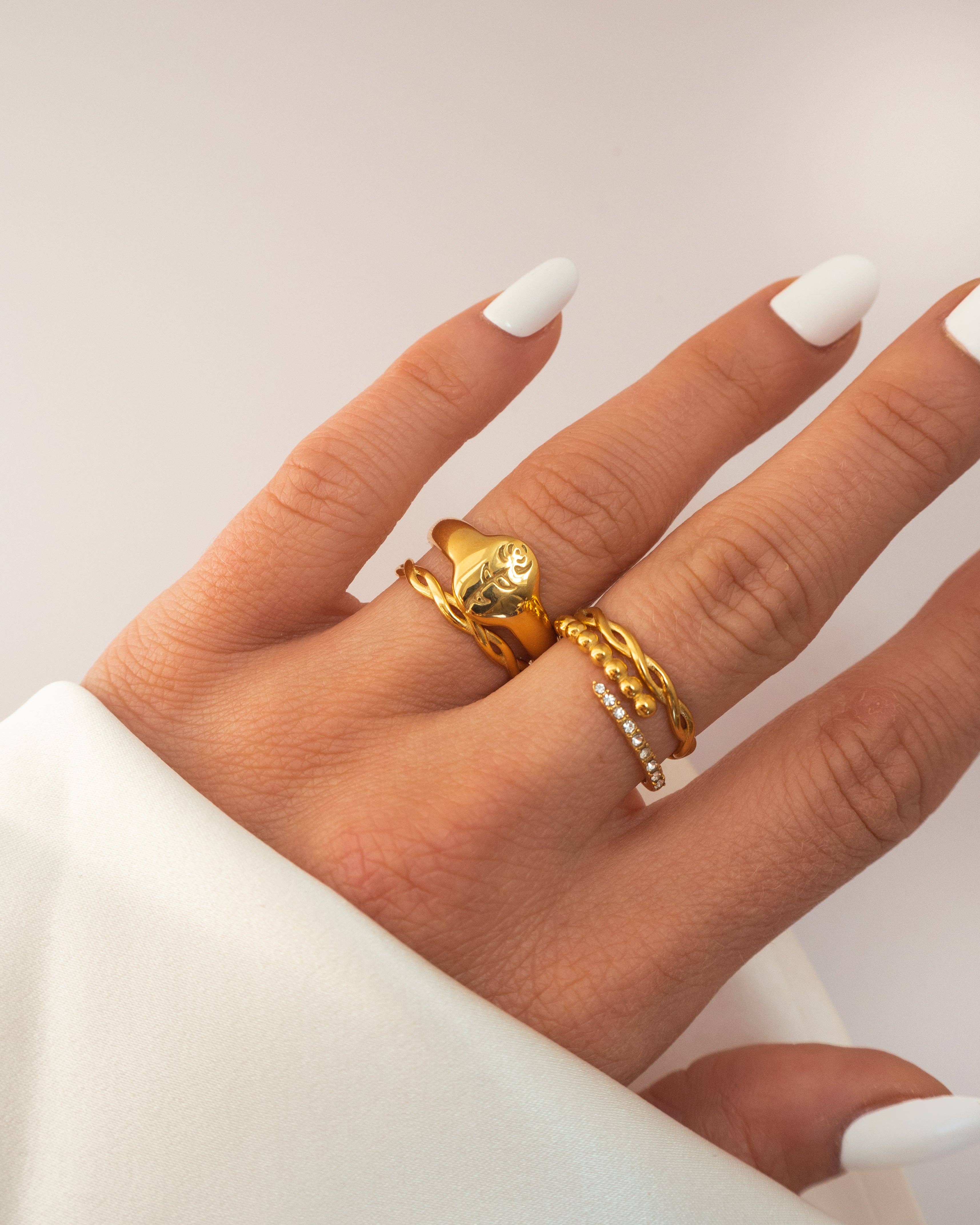 Sadie Ring